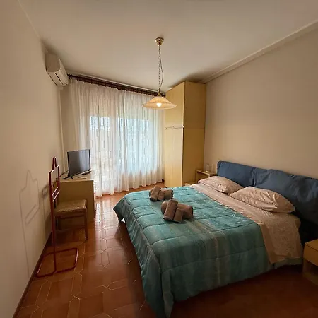 Wh - Siccardi In Zona Residenziale Con Posto Auto *