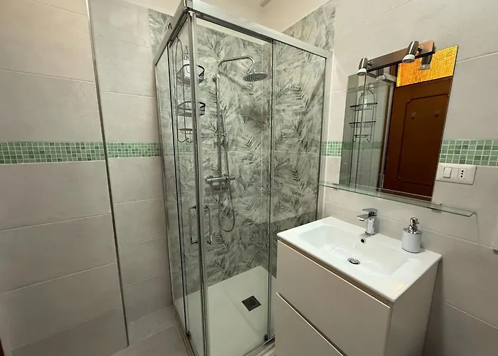 Wh - Siccardi In Zona Residenziale Con Posto Auto Apartamento