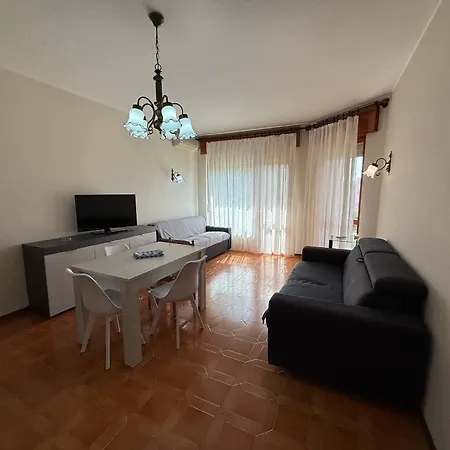 Wh - Siccardi In Zona Residenziale Con Posto Auto * Sanremo